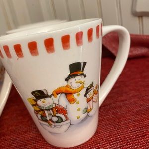 Set of six mugs by Trisa